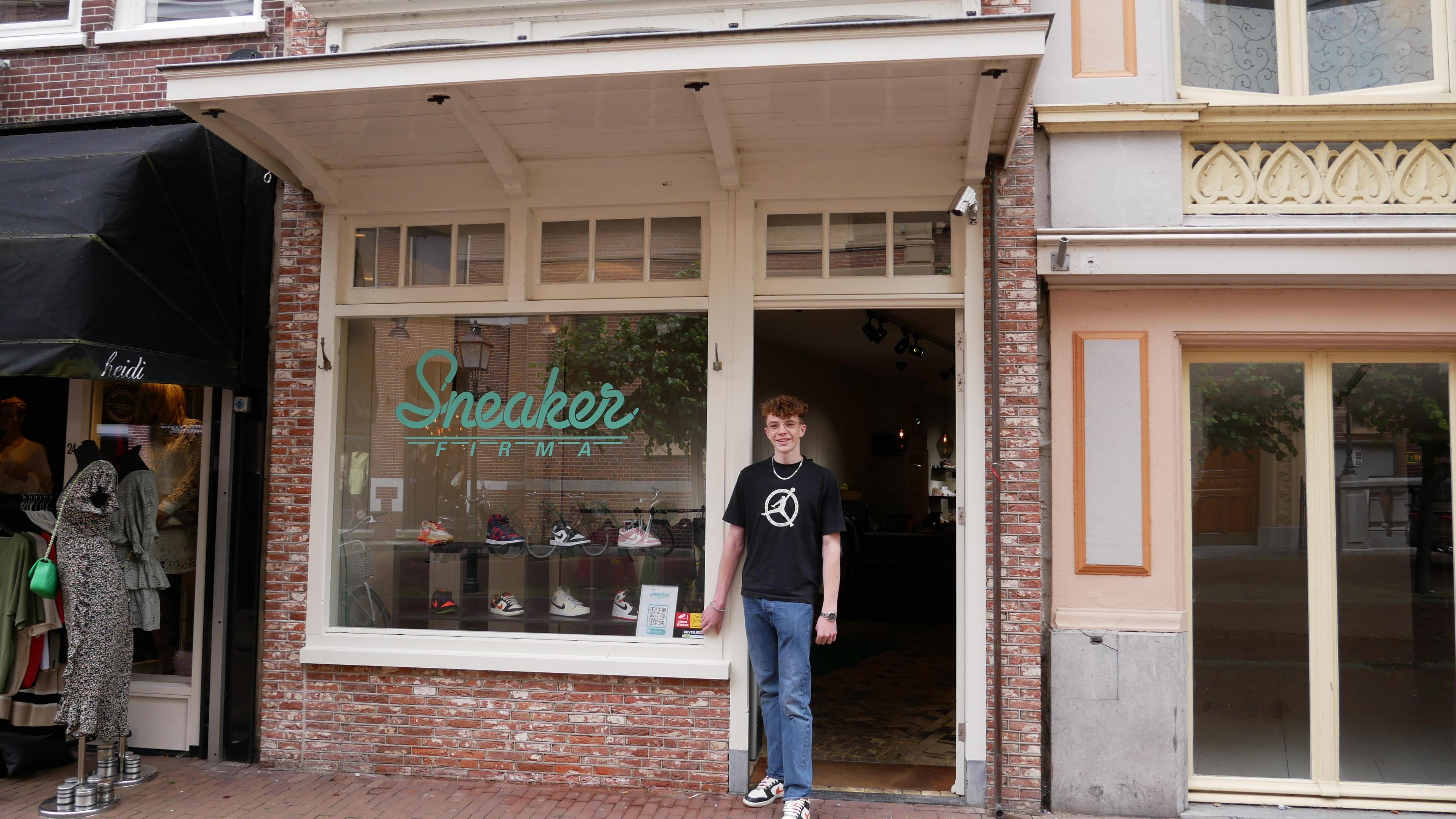 Justin is pas 17 en heeft al zijn eigen winkel voor exclusieve sneakers in Hoorn Noordhollands Dagblad